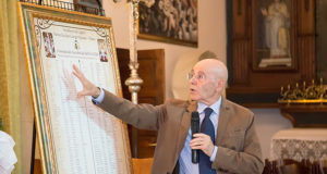 Foto a Signor Giuseppe Meloni alla Presentazione Cronotassi dei Sacerdoti di Donori dal 1629 al 2018 - Donori - 20 Aprile 2018 - ParteollaClick